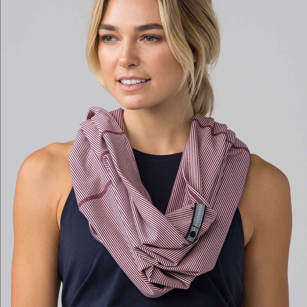 Lululemon Vinyasa Scarf Tonka Stripe Red Grape Minty Pink